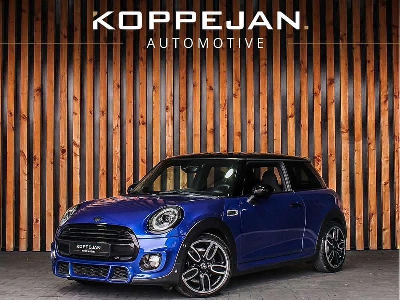 Blauw Gebruikt 2019 Mini Cooper Hatchback | € 18.900 (Iets duurder) - Afbeelding 1/4