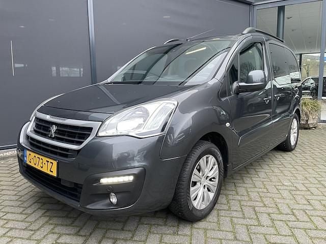 Occasion Peugeot Partner Tepee Active 112 PK (82 kW) 2016 Grijs MPV
