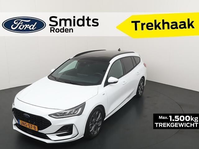 Wit Gebruikt 2025 Ford Focus ST-Line X Stationwagen | € 30.890 (Iets duurder) - Afbeelding 1/4