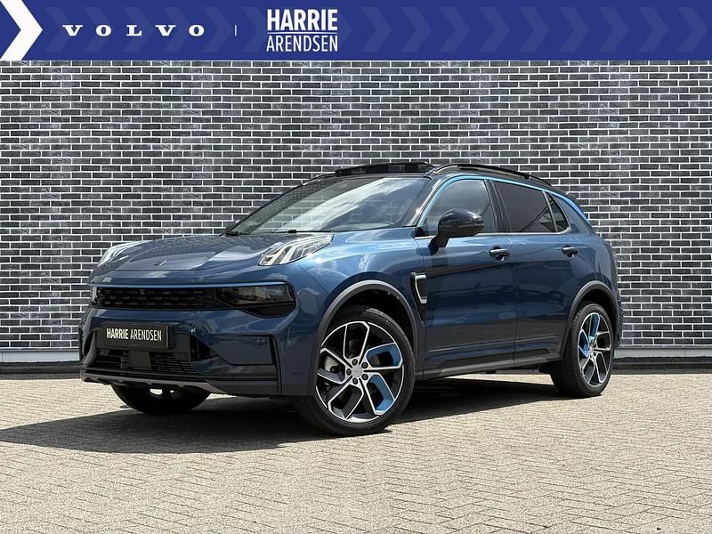Blauw Gebruikt 2023 Lynk & Co 01 SUV | € 26.899 (Eerlijke prijs) - Afbeelding 1/4