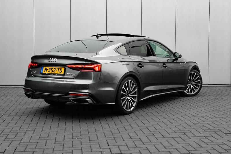Occasion Audi A5 Sportback Competition 204 PK (150 kW) 2022 Grijs Hatchback