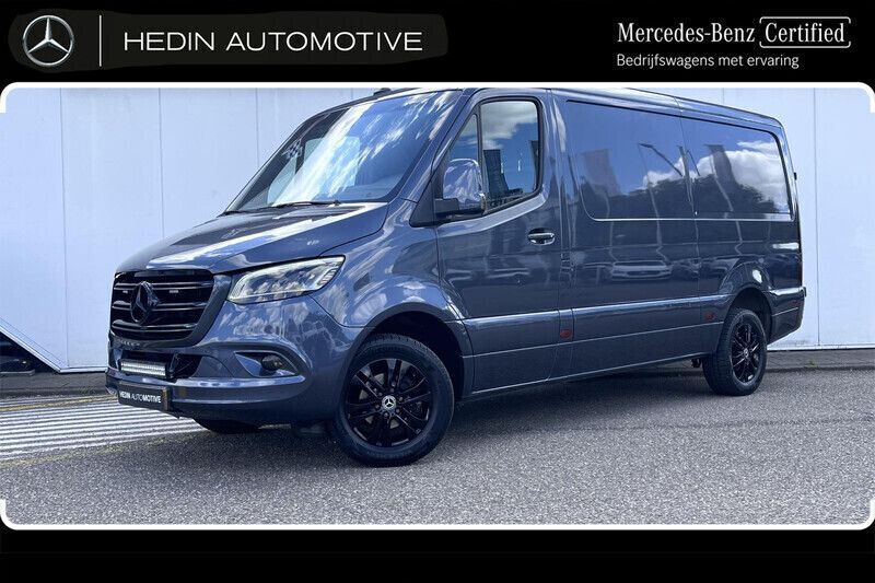Zwart Gebruikt 2021 Mercedes Sprinter Van | € 53.900 - Afbeelding 1/3