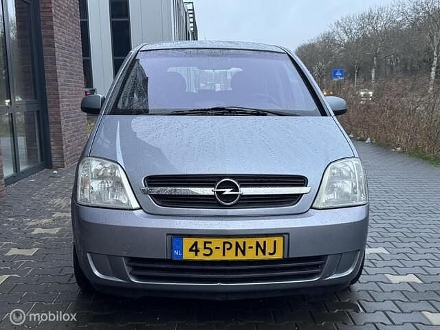 Grijs Gebruikt 2004 Opel Meriva Cosmo MPV | € 1.650 (Eerlijke prijs) - Afbeelding 1/4