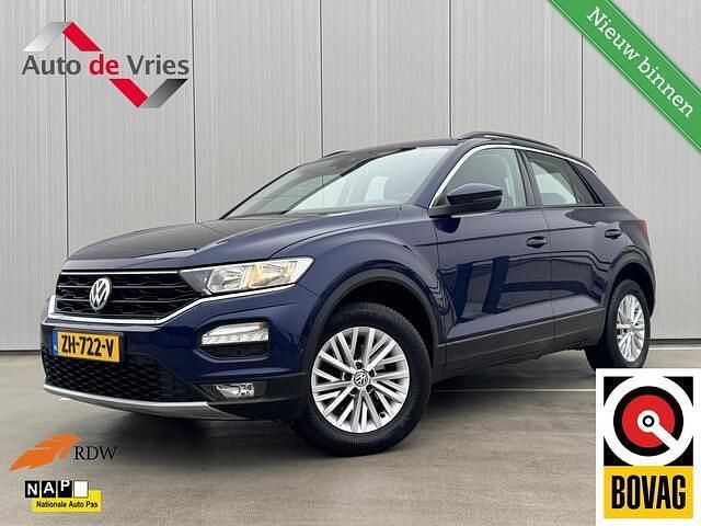 Blauw (metallic) Occasion 2019 VW T-Roc Style SUV | € 20.450 (Goede deal) - Afbeelding 1/4