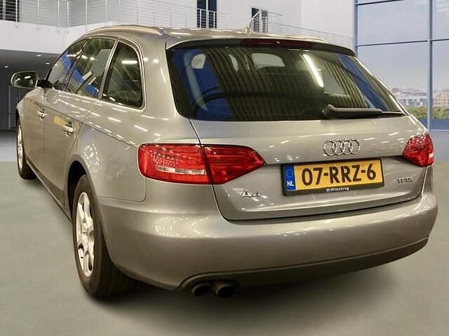 Occasion Audi A4 Proline 120 PK (88 kW) 2011 Grijs (metallic) Stationwagen