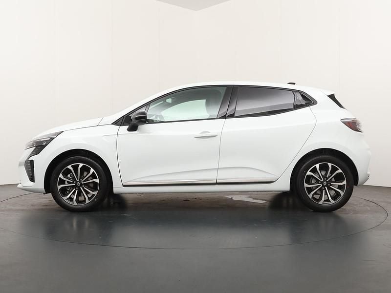 Nieuw Renault Clio V Techno 2026 Wit Hatchback
