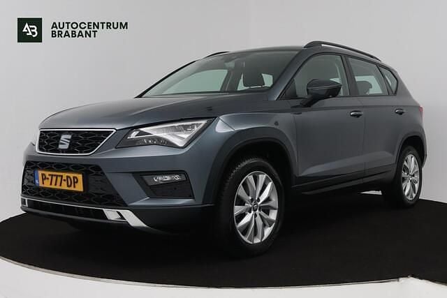 Grijs Gebruikt 2019 Seat Ateca Reference SUV | € 17.945 (Eerlijke prijs) - Afbeelding 1/4