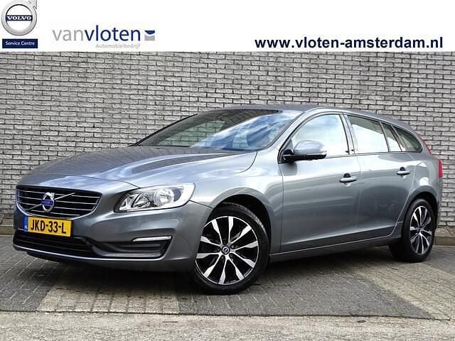 Grijs Occasion 2018 Volvo V60 Momentum Stationwagen | € 19.950 (Super prijs) - Afbeelding 1/4