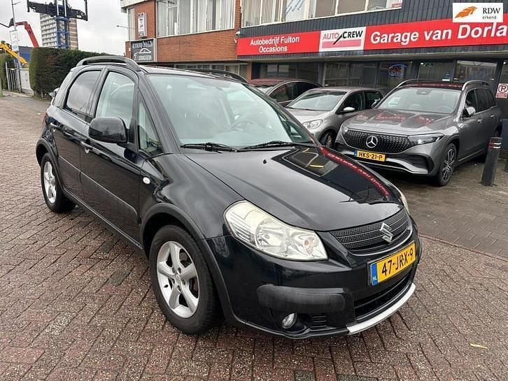 Zwart Occasion 2009 Suzuki SX4 MPV | € 4.995 (Eerlijke prijs) - Afbeelding 1/4
