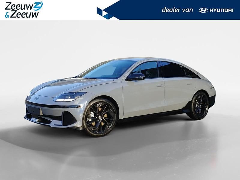 Nieuw 2025 Hyundai Ioniq 6 Sedan | € 45.999 - Afbeelding 1/4