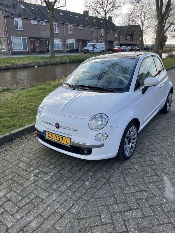 Wit Gebruikt 2015 Fiat 500 Lounge Hatchback | € 6.750 (Eerlijke prijs) - Afbeelding 1/4