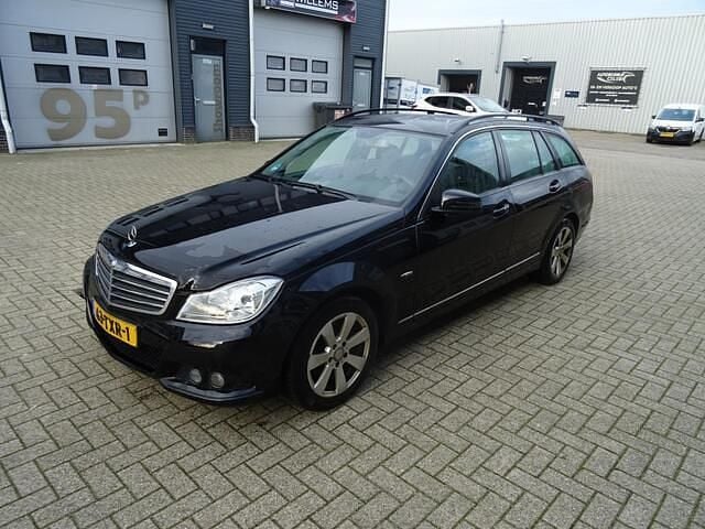 Zwart Gebruikt 2012 Mercedes C180 Stationwagen | € 2.695 (Goede deal) - Afbeelding 1/4