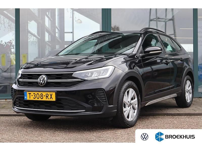 Zwart (metallic) Gebruikt 2023 VW Taigo Life SUV | € 19.900 (Super prijs) - Afbeelding 1/4