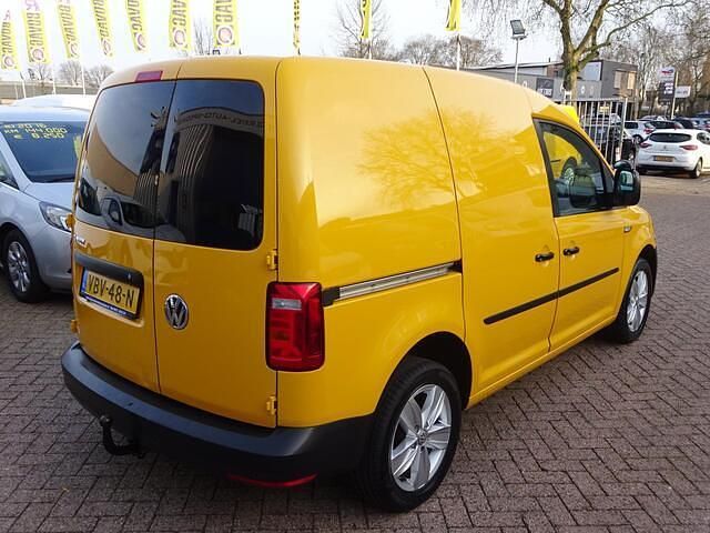 Occasion VW Caddy 75 PK (55 kW) 2019 Geel MPV