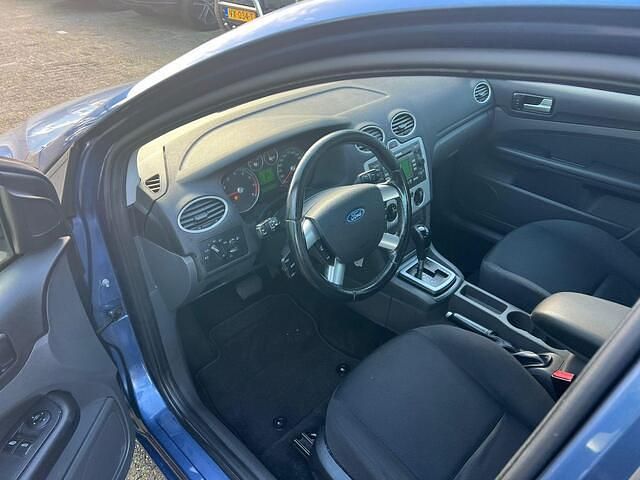 Occasion Ford Focus Futura 101 PK (74 kW) 2005 Blauw Stationwagen