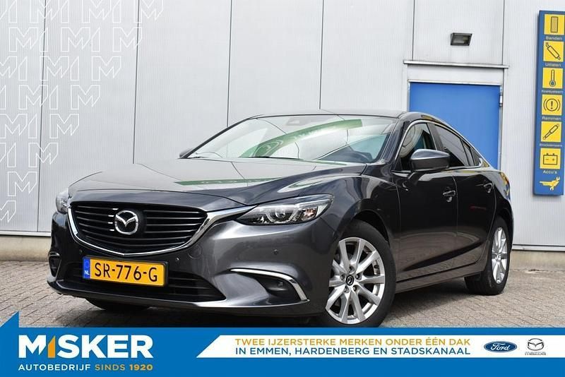 Grijs, metallic lak Gebruikt 2018 Mazda 6 Sedan | € 19.900 (Goede deal) - Afbeelding 1/4
