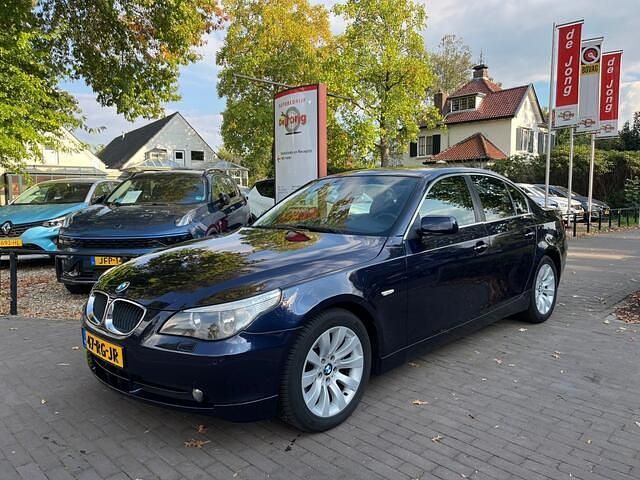 Blauw Gebruikt 2005 BMW 523 Executive Sedan | € 4.950 - Afbeelding 1/4
