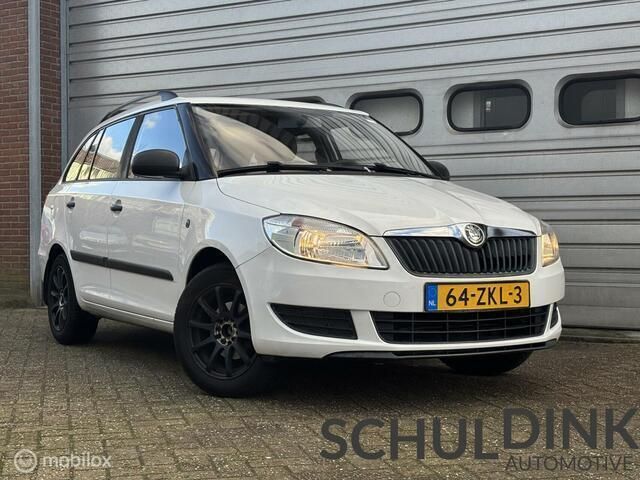 Wit Gebruikt 2013 Skoda Fabia Stationwagen | € 4.950 (Eerlijke prijs) - Afbeelding 1/4