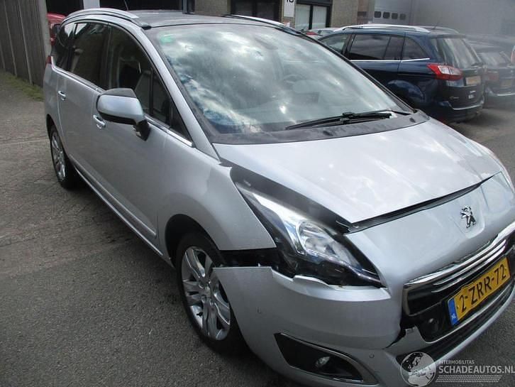 Occasion Peugeot 5008 150 PK (110 kW) 2015