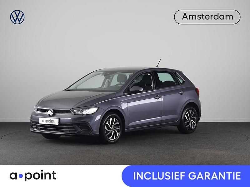 Grijs Occasion 2021 VW Polo Life Hatchback | € 16.749 (Eerlijke prijs) - Afbeelding 1/3
