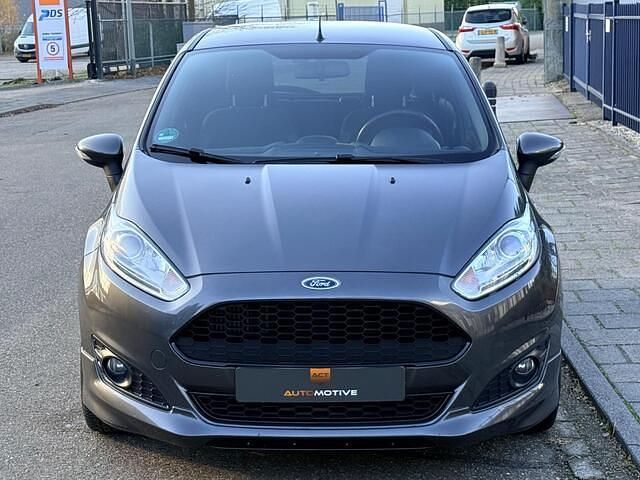 Occasion Ford Fiesta Titanium 101 PK (74 kW) 2016 Grijs Hatchback