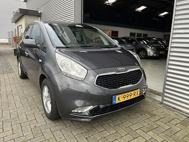 Occasion Kia Venga 90 PK (66 kW) 2016 Grijs Hatchback