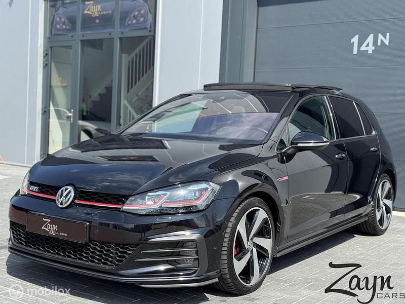 Zwart Gebruikt 2017 VW Golf VII GTI Hatchback | € 22.950 (Goede deal) - Afbeelding 1/4