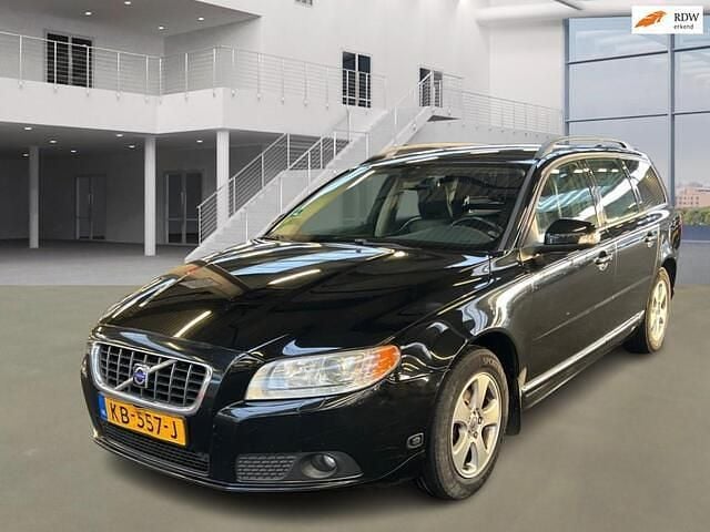 Occasion Volvo V70 Momentum 146 PK (107 kW) 2008 Zwart Stationwagen