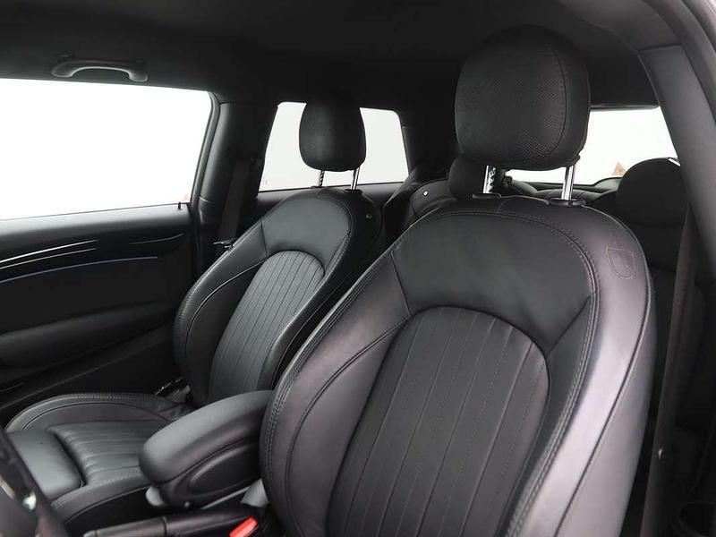 Occasion Mini John Cooper Works 136 PK (100 kW) 2022 Zwart Hatchback