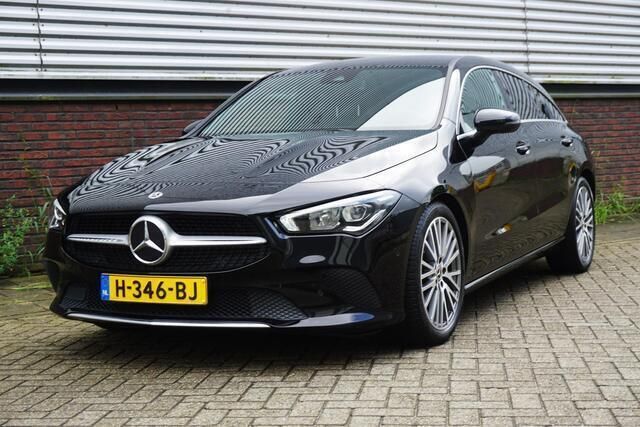 Zwart Gebruikt 2020 Mercedes CLA180 Shooting Brake Progressive Stationwagen | € 25.950 (Iets duurder) - Afbeelding 1/4