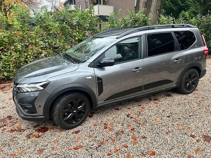 Gebruikt 2023 Dacia Jogger Extreme MPV | € 23.995 - Afbeelding 1/4