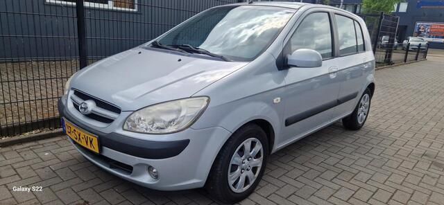 Grijs Gebruikt 2006 Hyundai Getz Active Hatchback | € 1.500 (Eerlijke prijs) - Afbeelding 1/4