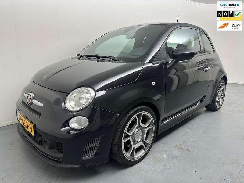 Zwart Gebruikt 2014 Fiat 500 Abarth Abarth Hatchback | € 9.750 (Goede deal) - Afbeelding 1/4
