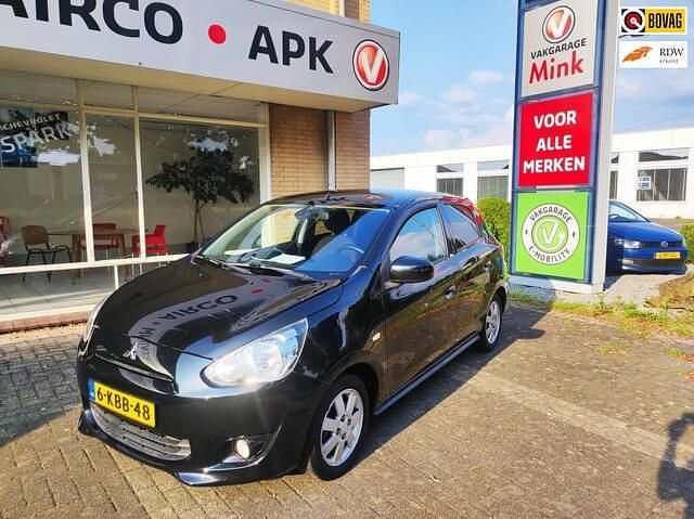 Zwart Gebruikt 2013 Mitsubishi Space Star Intense Hatchback | € 5.250 (Duur) - Afbeelding 1/4
