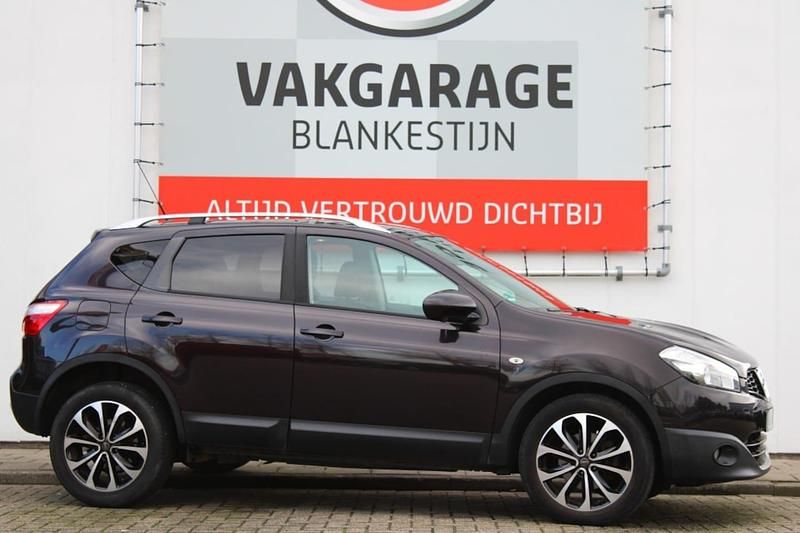 Paars Gebruikt 2012 Nissan Qashqai SUV | € 6.990 (Goede deal) - Afbeelding 1/4