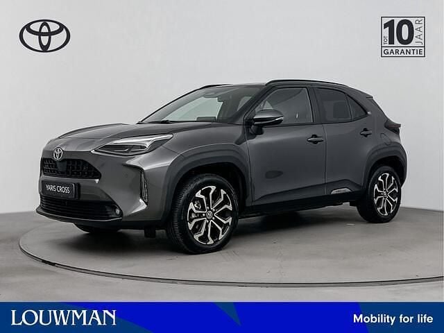 Grijs Gebruikt 2025 Toyota Yaris Cross Edition SUV | € 31.945 (Iets duurder) - Afbeelding 1/3