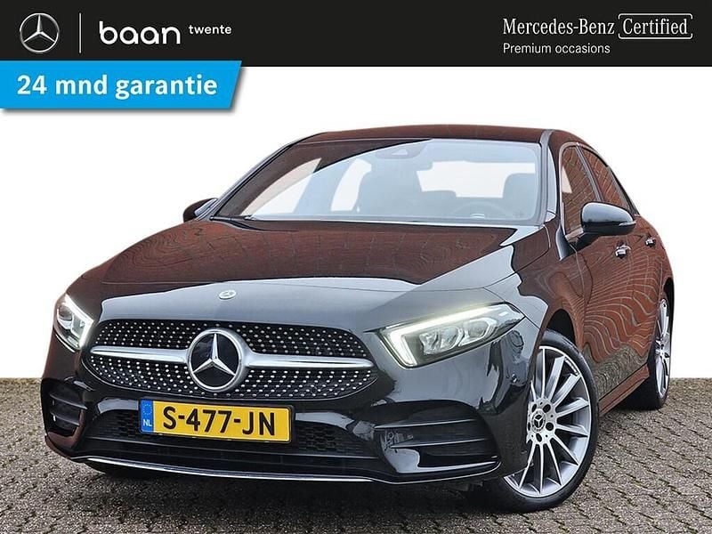 Occasion Mercedes A250 AMG line 218 PK (160 kW) 2023 Zwart, metallic lak Sedan