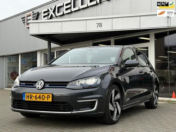 Occasion 2015 VW e-Golf GTE Hatchback | € 8.950 (Eerlijke prijs) - Afbeelding 1/4