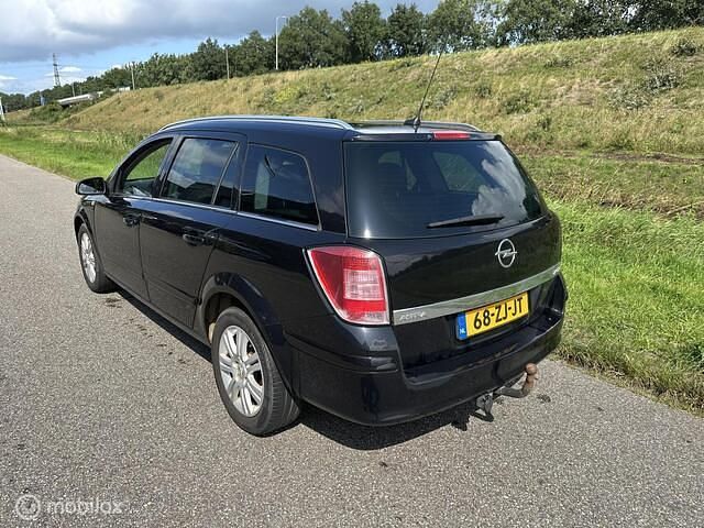 Occasion Opel Astra Executive 110 PK (80 kW) 2008 Zwart Stationwagen