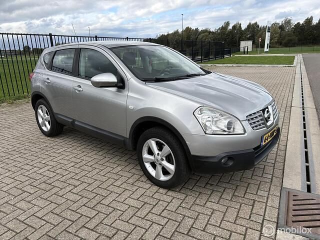 Grijs Gebruikt 2009 Nissan Qashqai Acenta SUV | € 3.800 (Goede deal) - Afbeelding 1/4