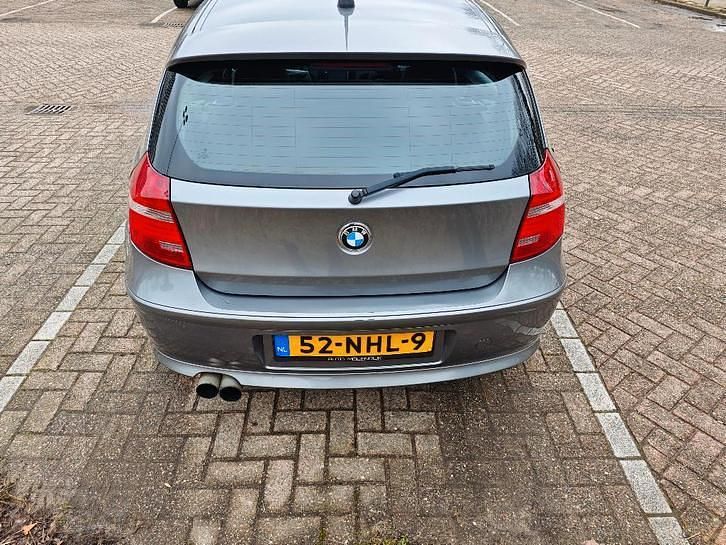 Occasion BMW 118 143 PK (105 kW) 2010 Grijs Hatchback