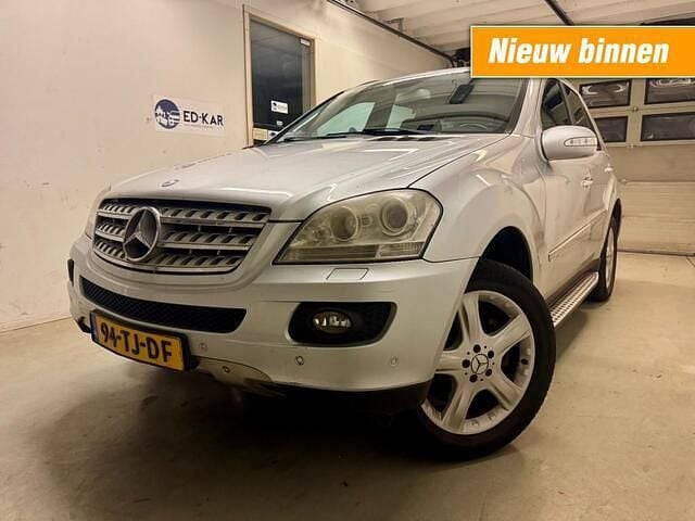 Grijs Occasion 2006 Mercedes ML350 SUV | € 4.495 (Super prijs) - Afbeelding 1/4
