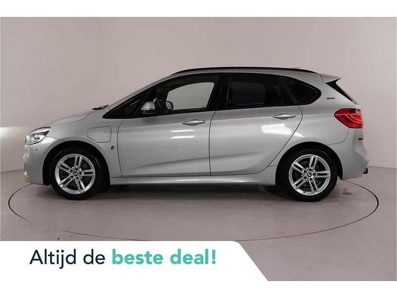 Grijs Occasion 2016 BMW 225 Active Tourer Executive MPV | € 13.950 (Eerlijke prijs) - Afbeelding 1/4