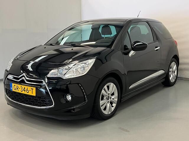 Occasion DS Automobiles DS3 So Chic 110 PK (80 kW) 2015 Zwart (metallic) Hatchback