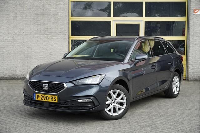 Grijs Gebruikt 2022 Seat Leon Business Stationwagen | € 14.950 (Goede deal) - Afbeelding 1/4