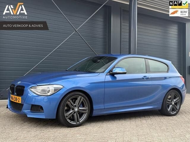 Blauw Gebruikt 2012 BMW 125 M Sport Hatchback | € 10.850 - Afbeelding 1/4