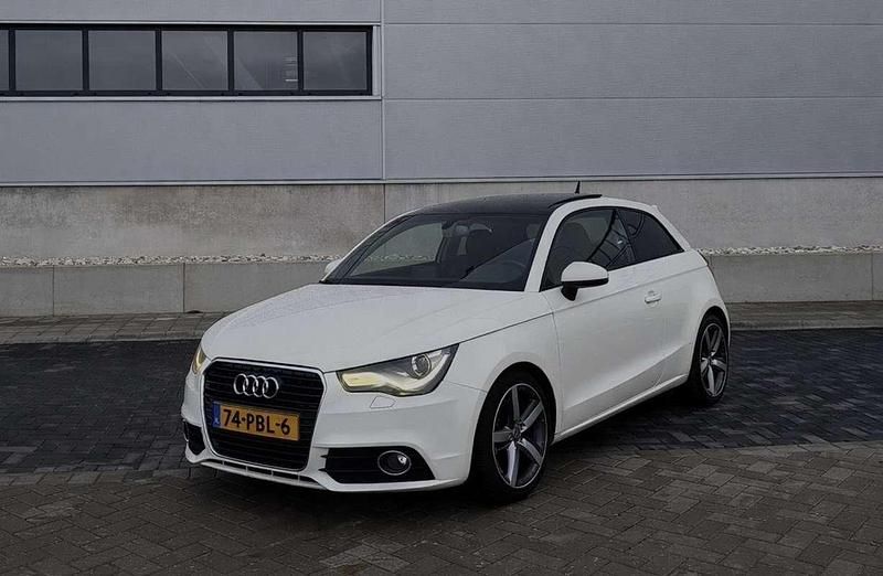 Wit Occasion 2011 Audi A1 Ambition Stationwagen | € 8.500 (Eerlijke prijs) - Afbeelding 1/4