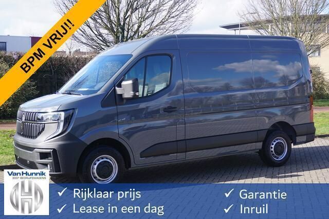 Zilver Nieuw 2024 Renault Master Urban Van | € 38.500 (Eerlijke prijs) - Afbeelding 1/4