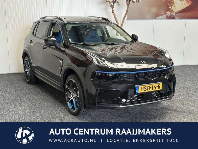 Zwart Gebruikt 2023 Lynk & Co 01 SUV | € 27.340 (Goede deal) - Afbeelding 1/4