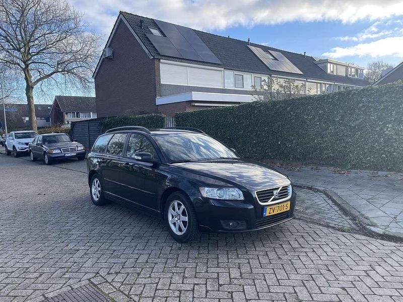 Occasion 2008 Volvo V50 Kinetic Stationwagen | € 3.500 (Super prijs) - Afbeelding 1/4